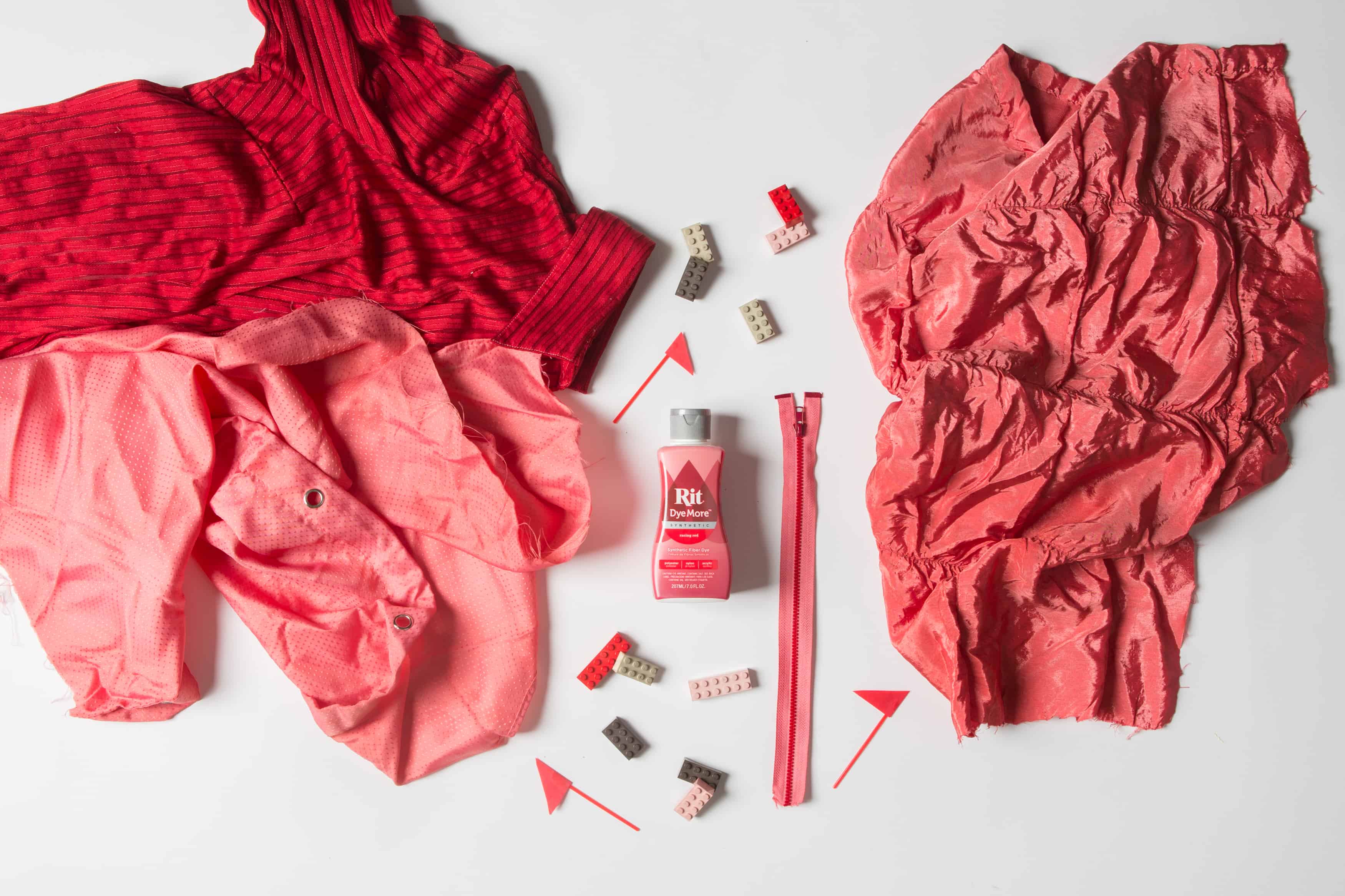 Racing Red DyeMore for Synthetics – Rit Dye