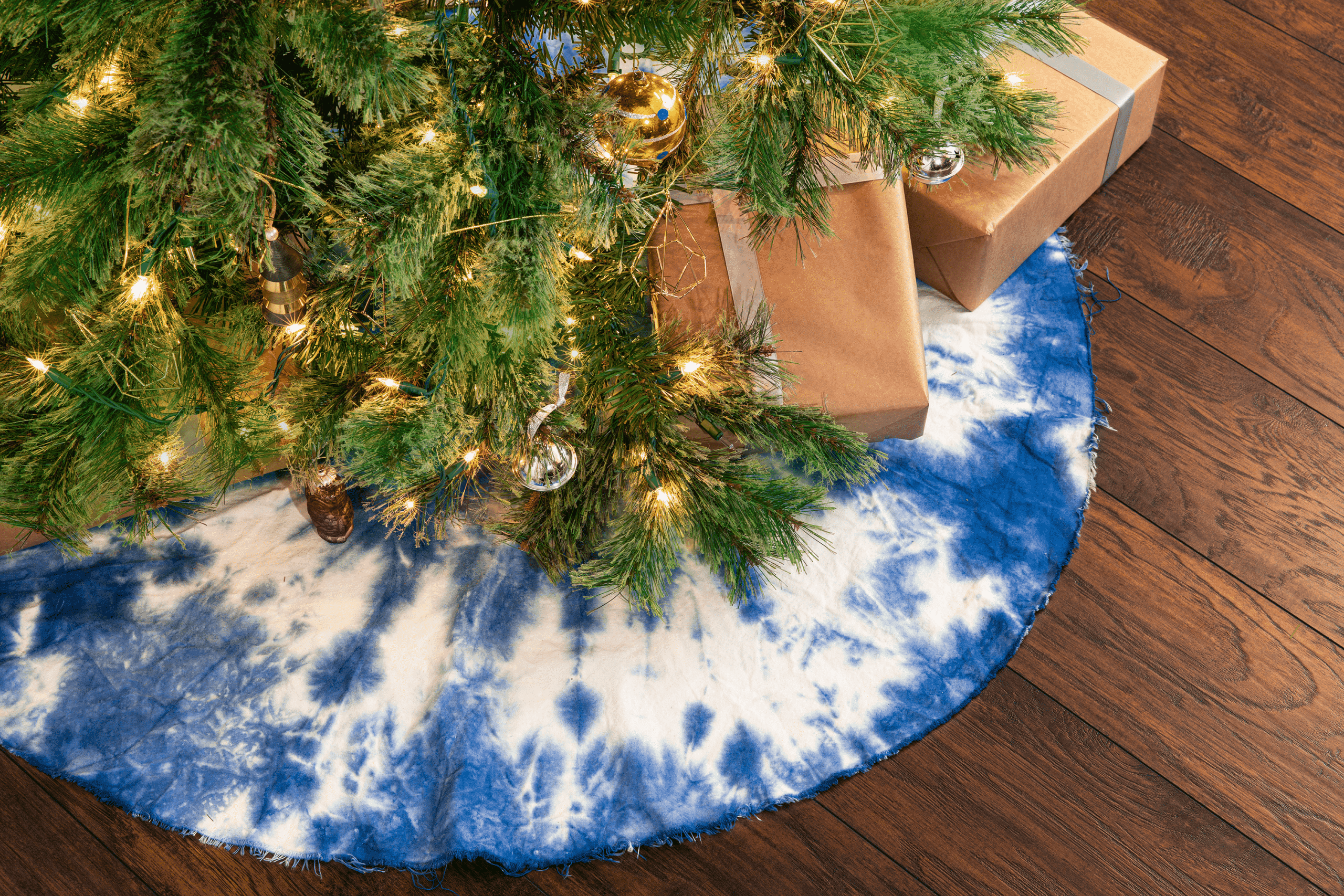 Shibori Dyed Tree Skirt Rit Dye
