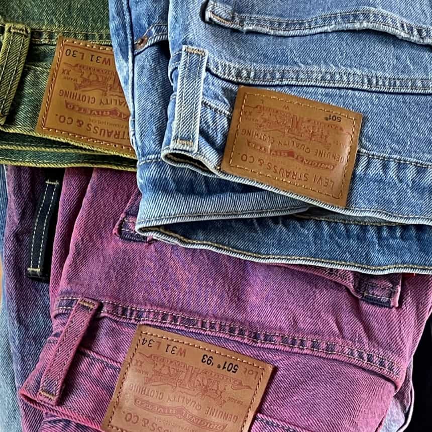 How to Remove Excess Dye From Jeans