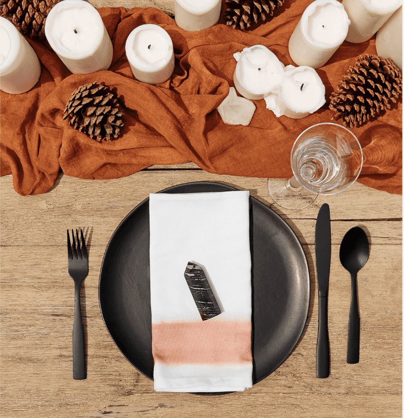 Table Runner + Napkins 