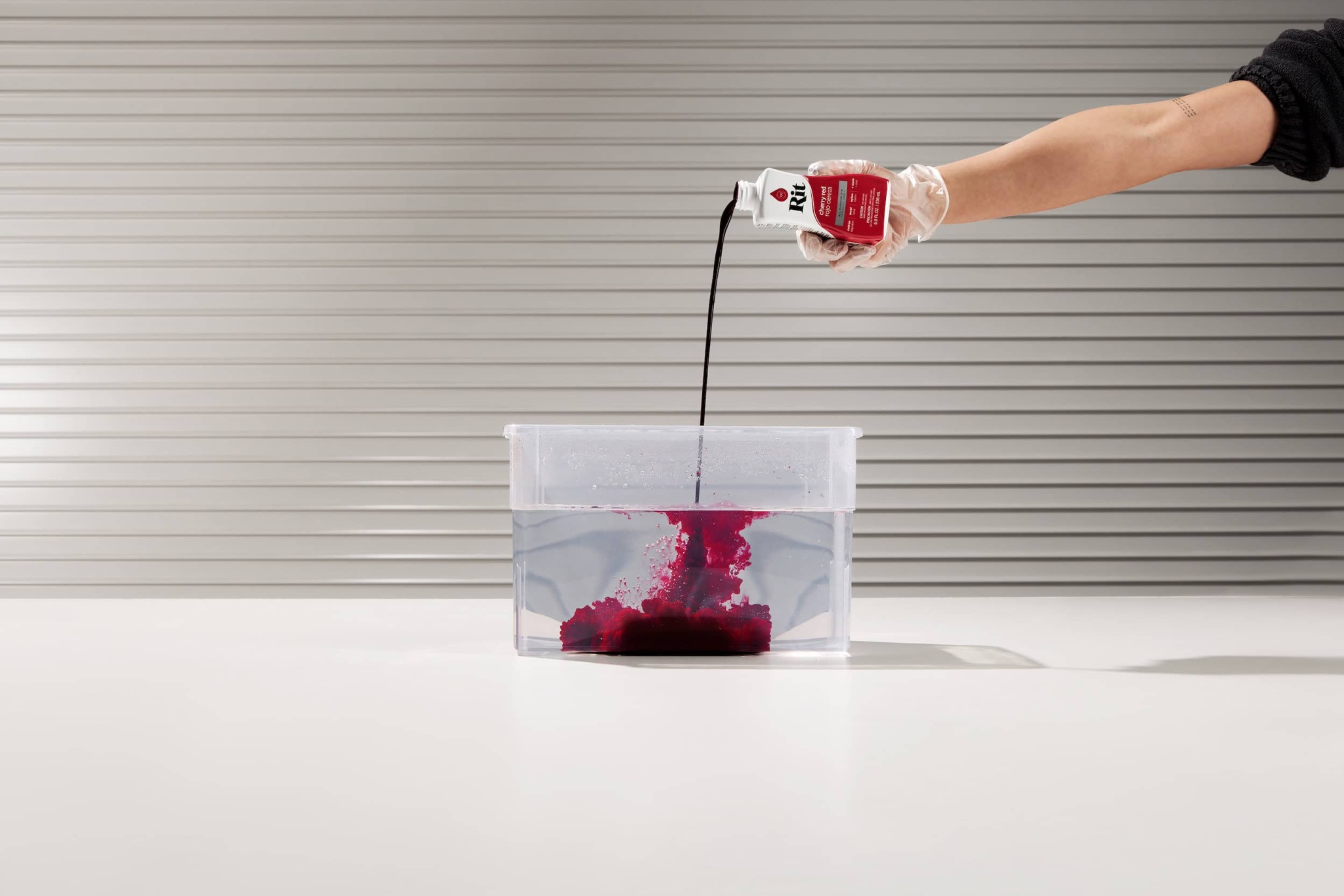 How to Solid Dye Your Converse Rit Dye