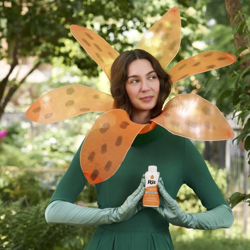 DIY Tiger Lily Flower Costume  Rit Dye